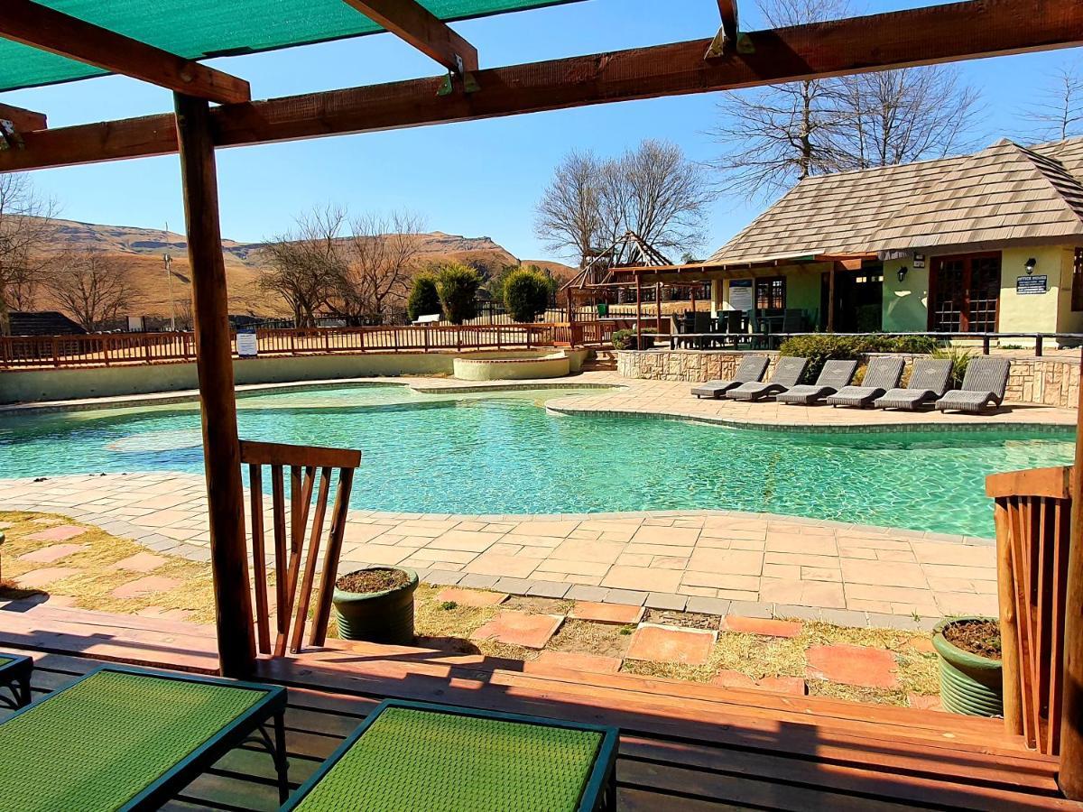 124 Fairways Drakensberg Gardens Villa Underberg Exteriör bild