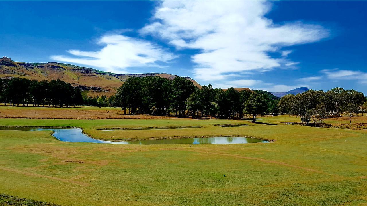 124 Fairways Drakensberg Gardens Villa Underberg Exteriör bild